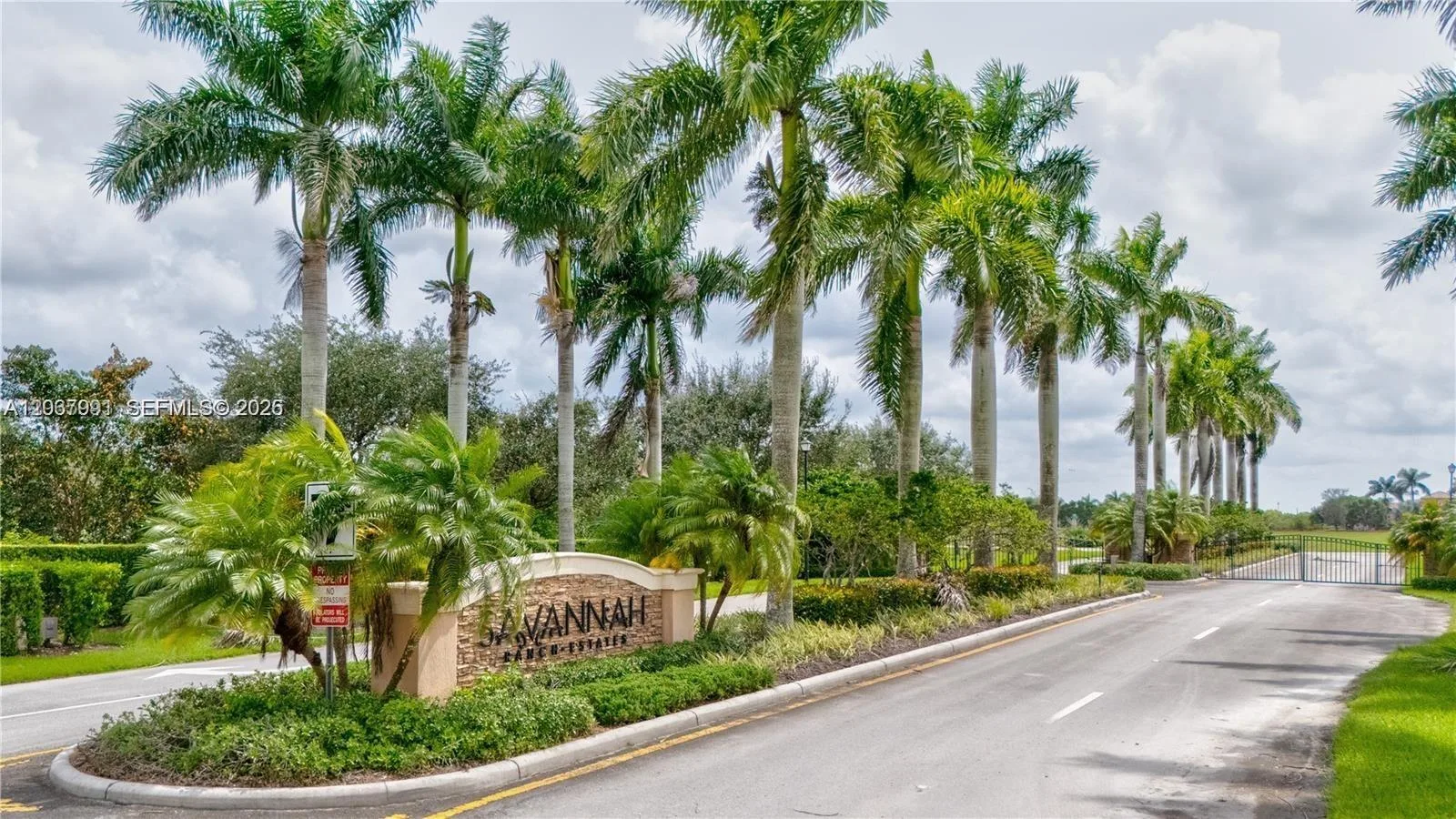 31510 SW 215 th AV, Homestead, FL 33030