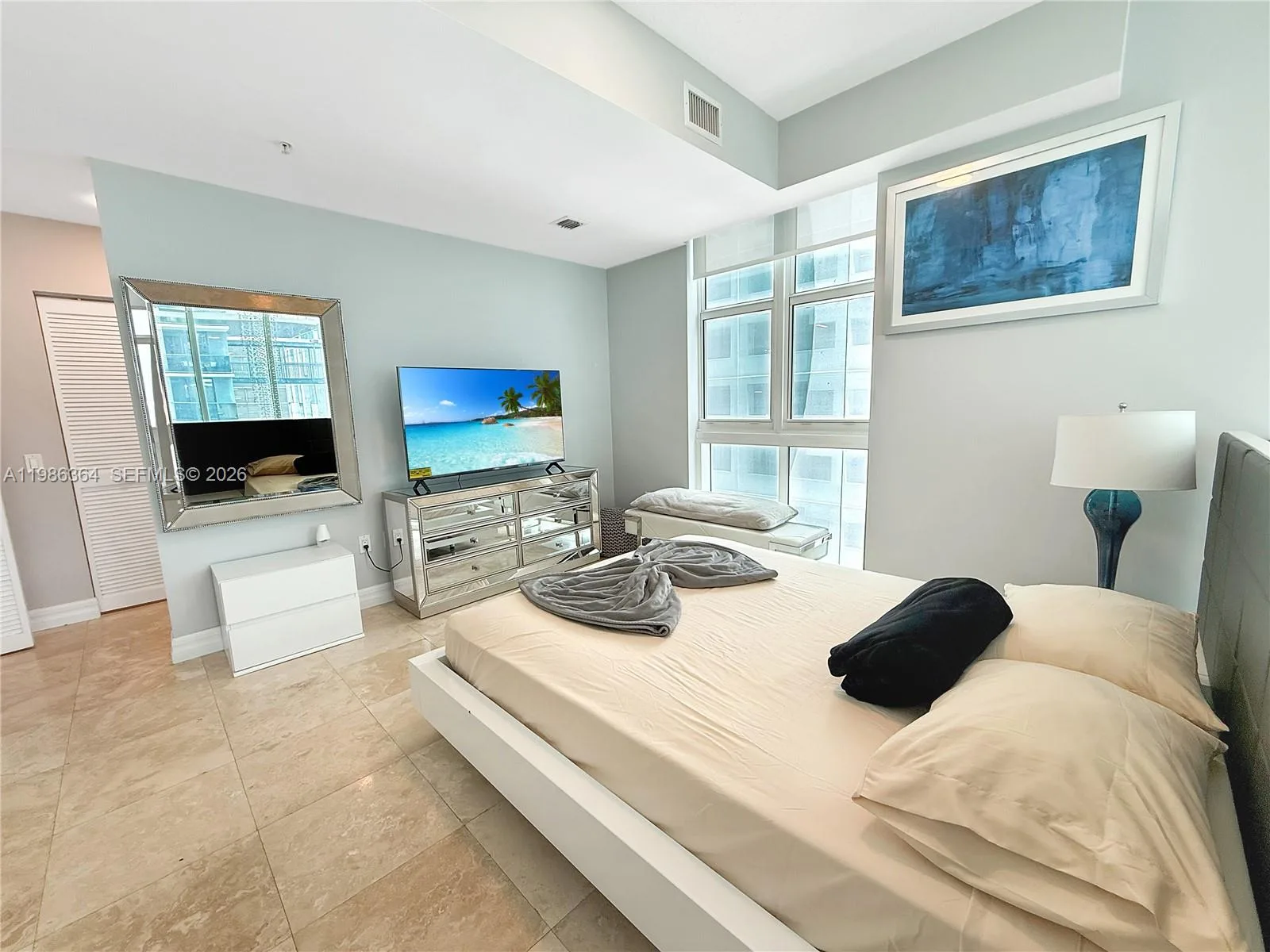 41 SE 5th St # 602, Miami, FL 33131 photo 11
