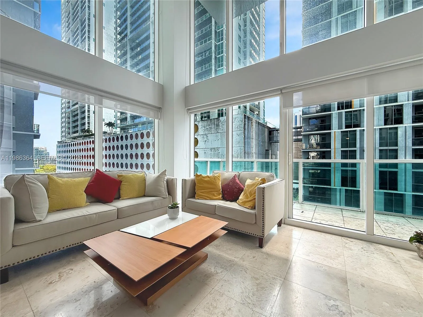 41 SE 5th St # 602, Miami, FL 33131 photo 3