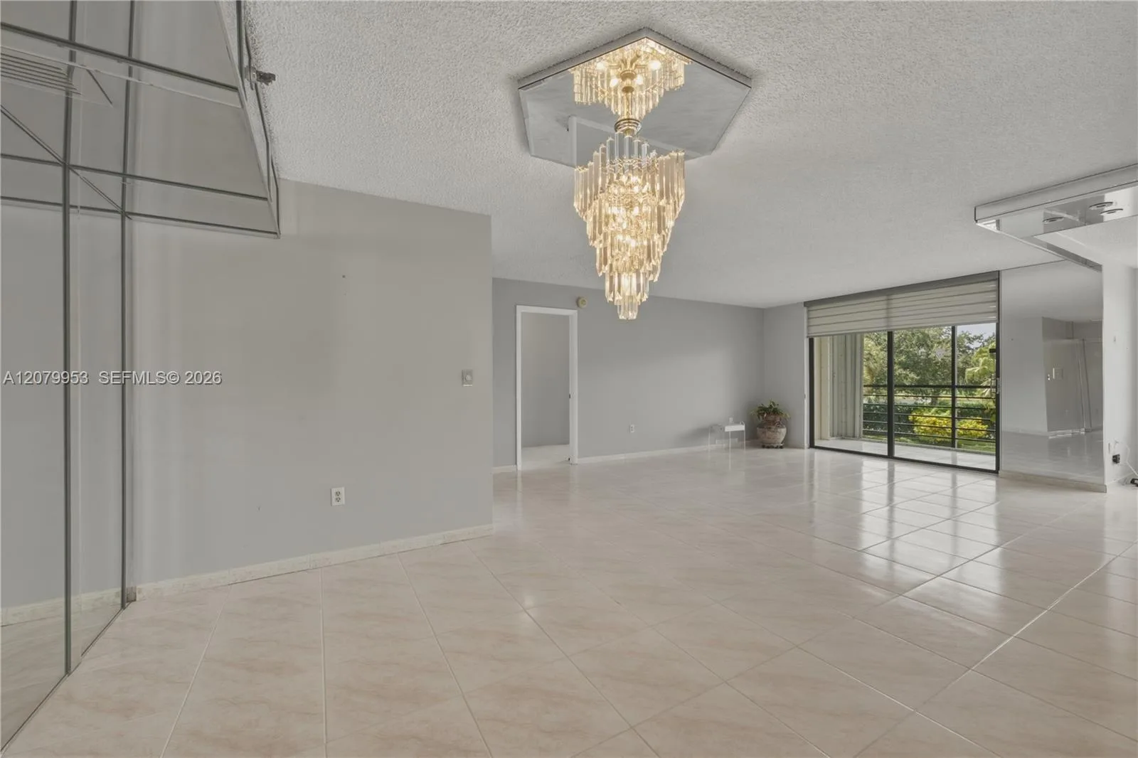900 Saint Charles Pl # 310, Pembroke Pines, FL 33026