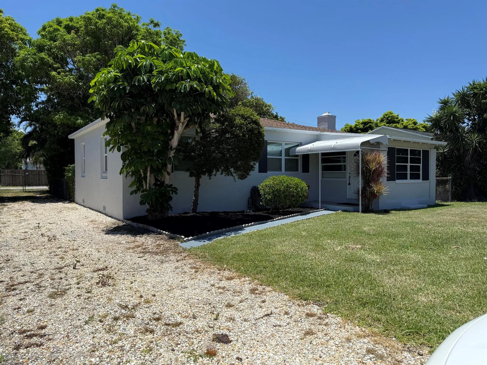 332 S Swinton Avenue S, Delray Beach, FL 33444
