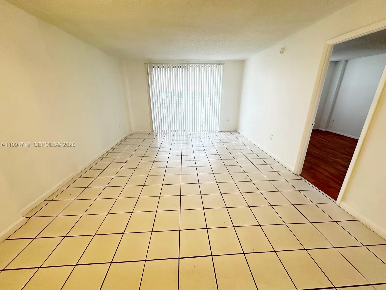 15600 NW 7th Ave # 606, Miami, FL 33169