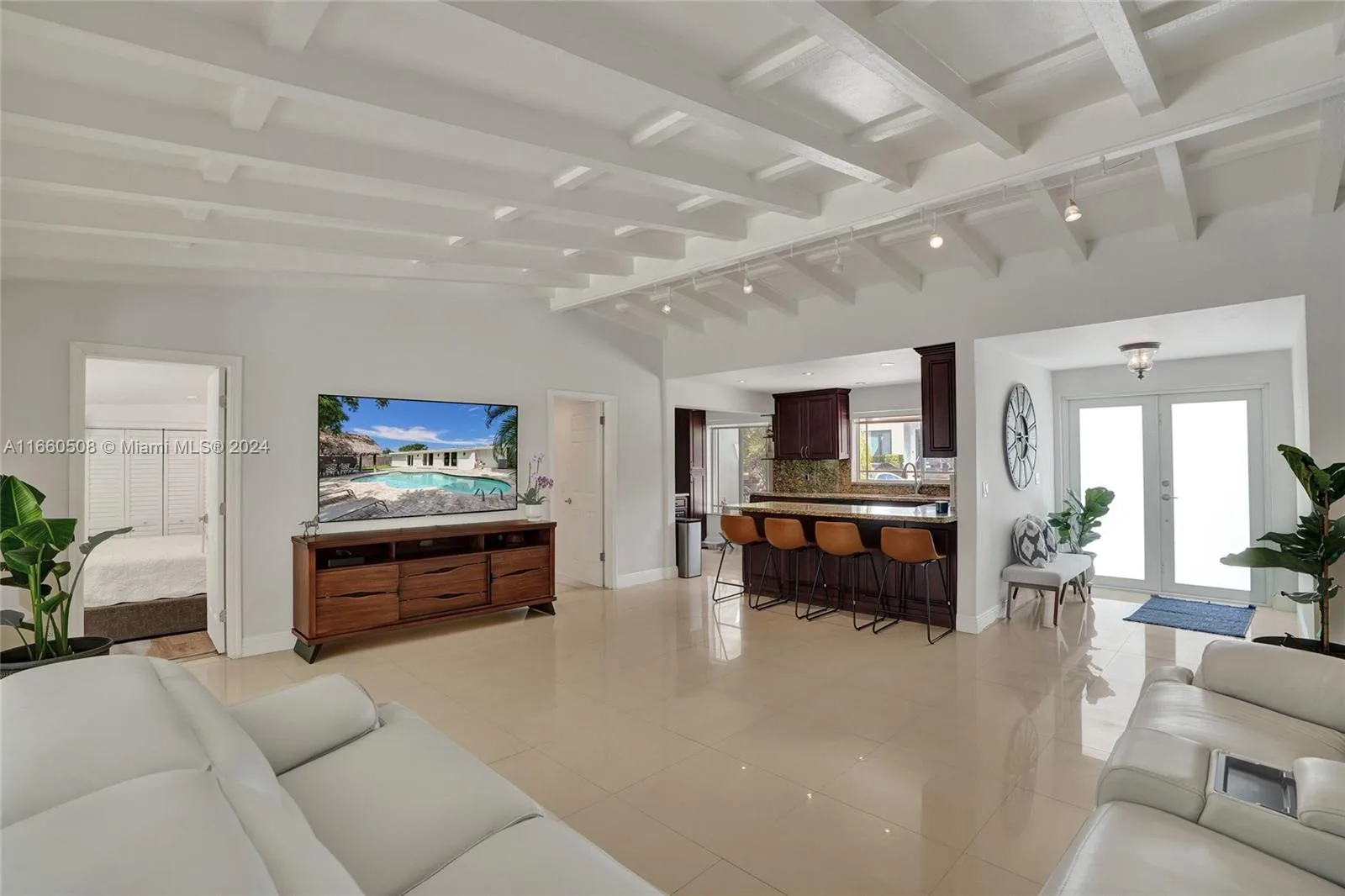 1910 N Hibiscus Dr, North Miami, FL 33181 photo 9