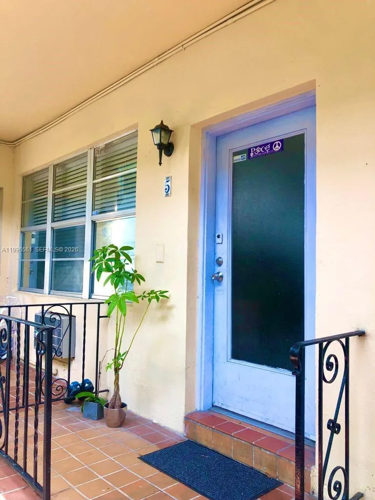 1325 Meridian Ave # 5, Miami Beach, FL 33139 photo 4