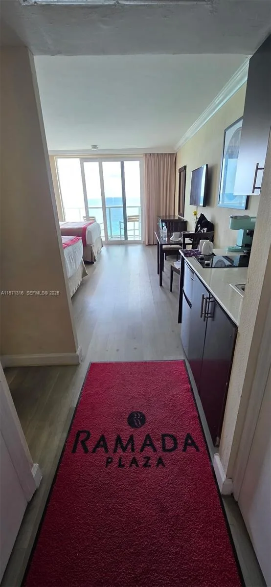 19201 Collins Ave # 1011, Sunny Isles Beach, FL 33160 photo 10
