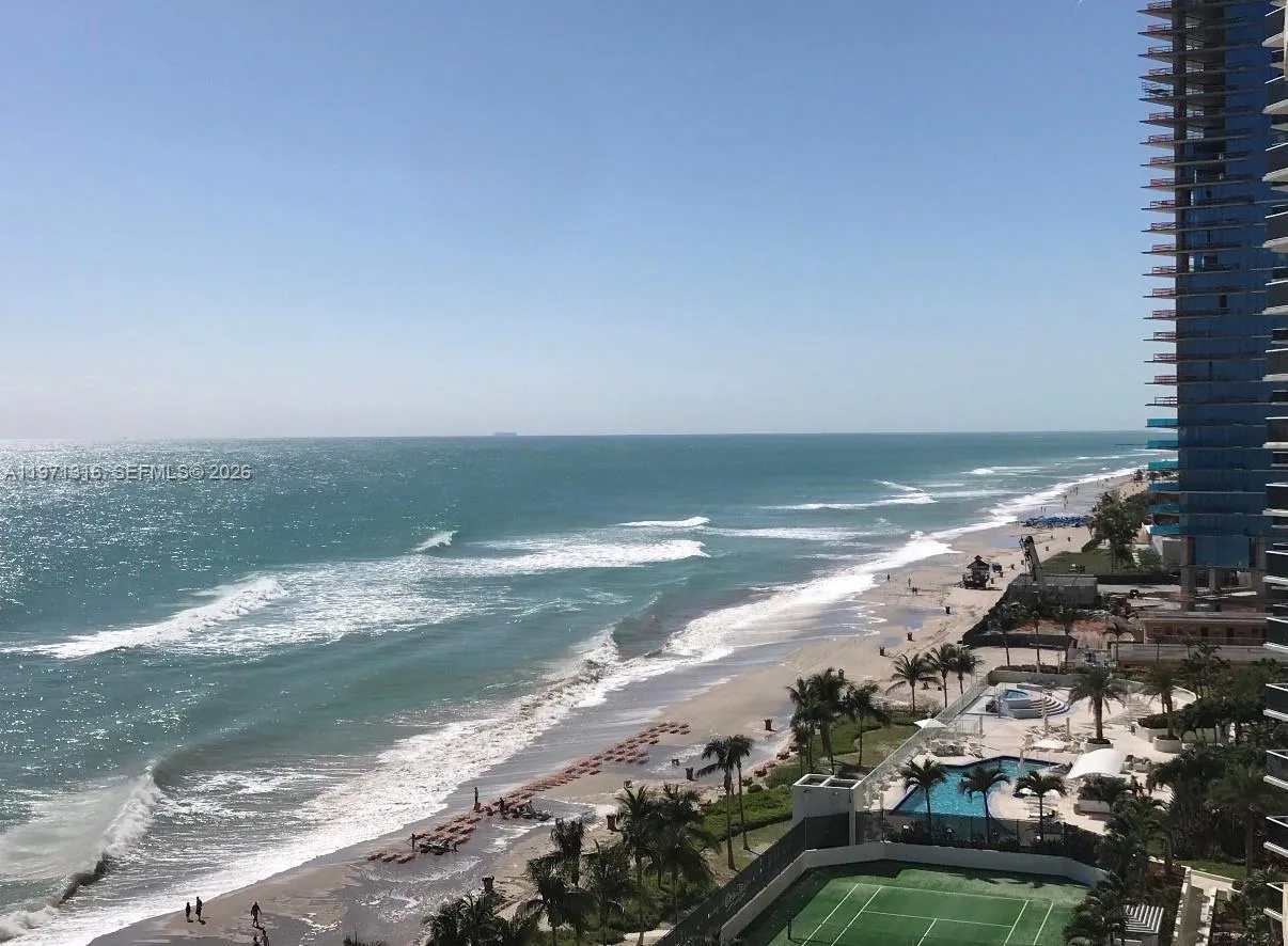 19201 Collins Ave # 1011, Sunny Isles Beach, FL 33160 photo 3
