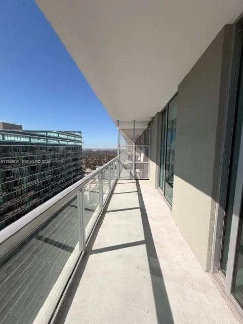 1111 SW 1st Ave # UPN4018, Miami, FL 33130 photo 7