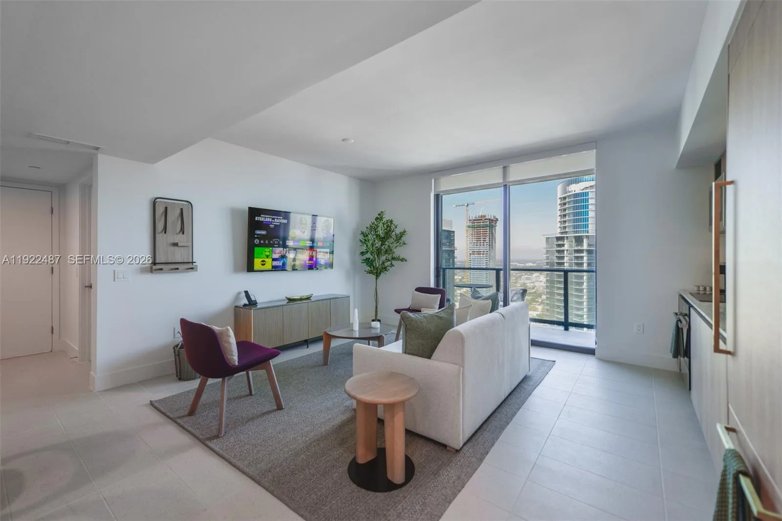 159 NE 6th St # 4601, Miami, FL 33132 photo 7