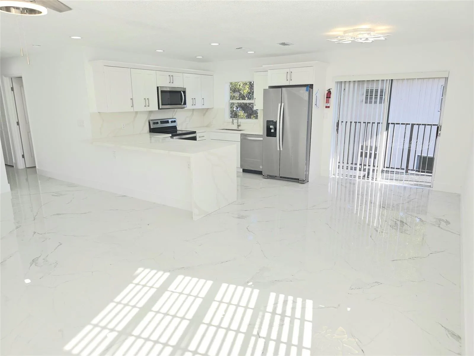 1848 NW 55th Avenue # 4x, Lauderhill, FL 33313