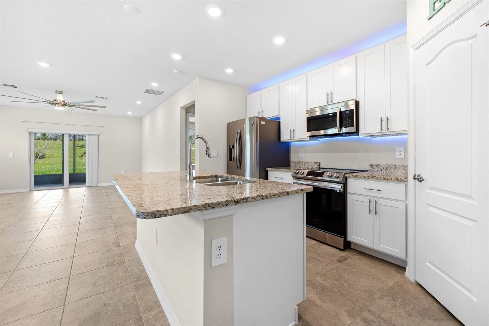 10972 SW Vasari Way, Port St. Lucie, FL 34987 photo 9