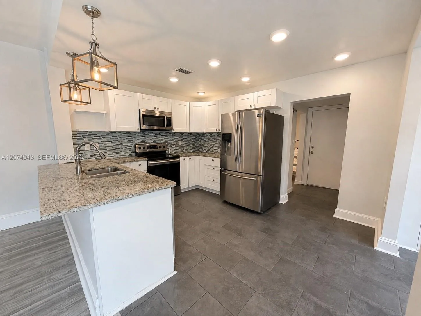 747 WEST STREET, Jacksonville, FL 32204 photo 8