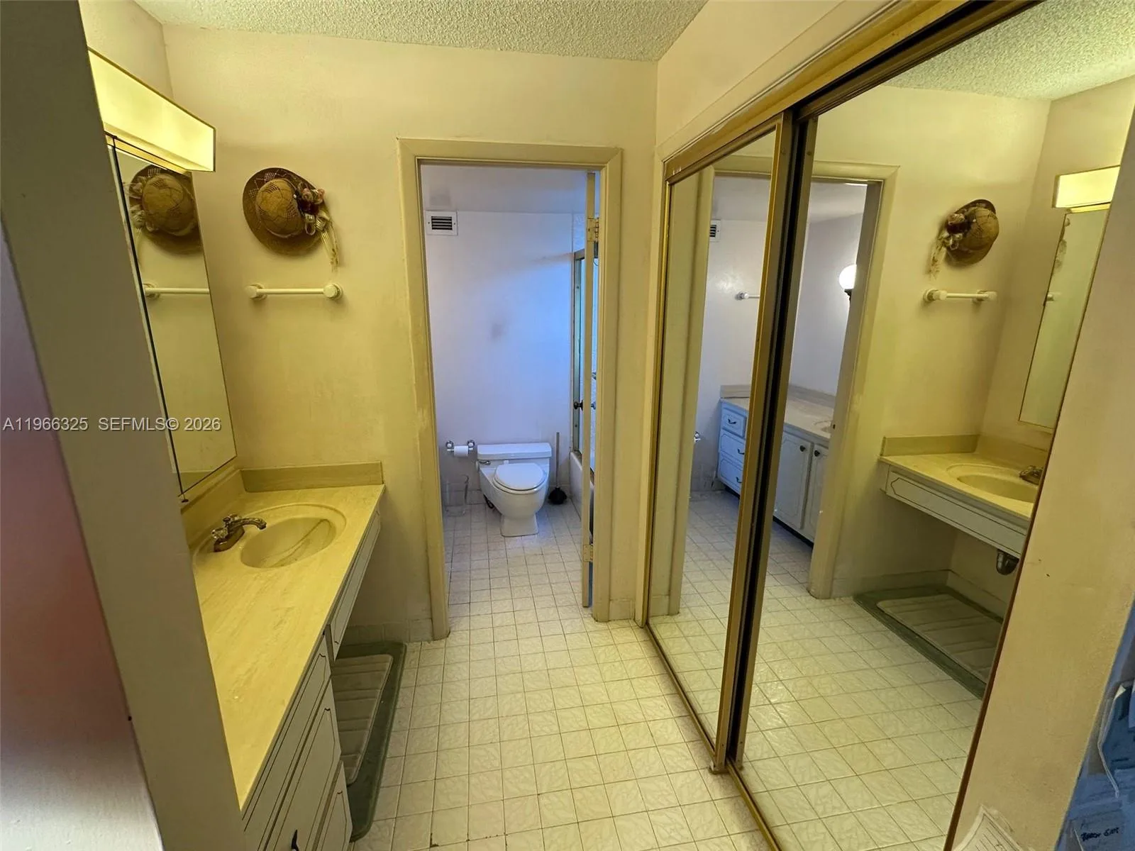 6039 Collins Ave # 1517, Miami Beach, FL 33140 photo 13