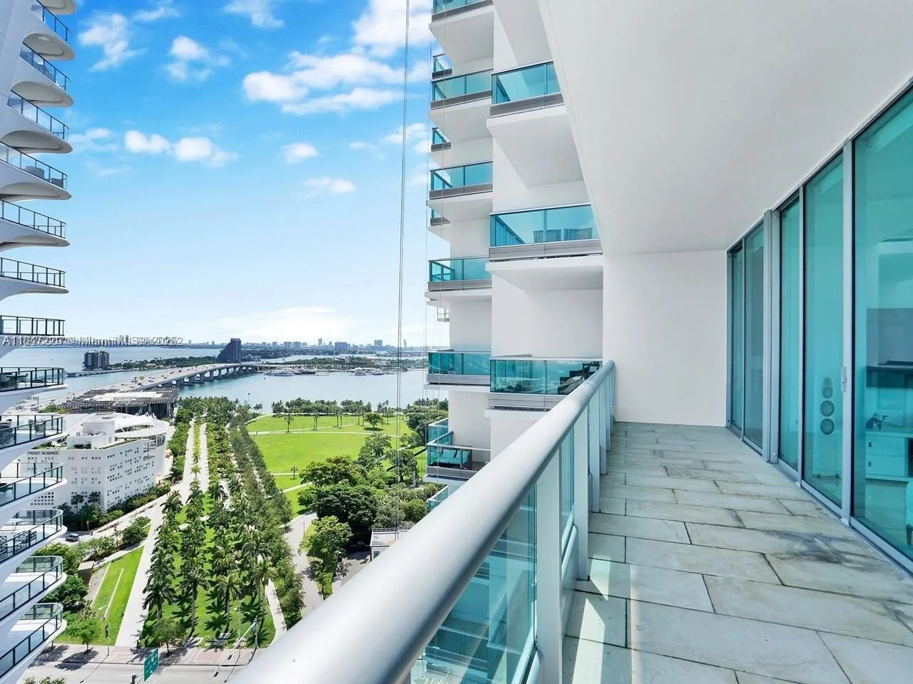 900 Biscayne Blvd # 2412, Miami, FL 33132