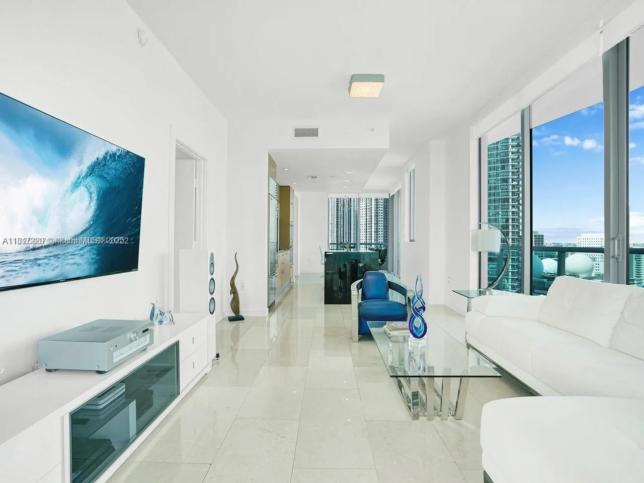 900 Biscayne Blvd # 2412, Miami, FL 33132 photo 11