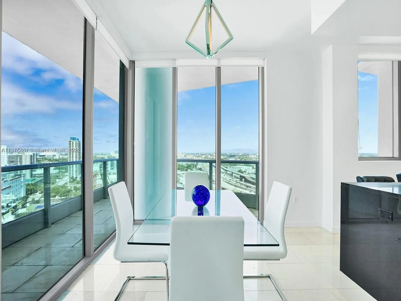 900 Biscayne Blvd # 2412, Miami, FL 33132 photo 5