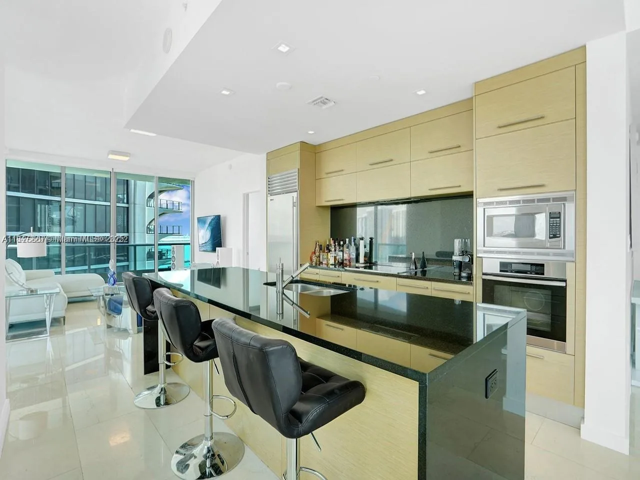 900 Biscayne Blvd # 2412, Miami, FL 33132 photo 7