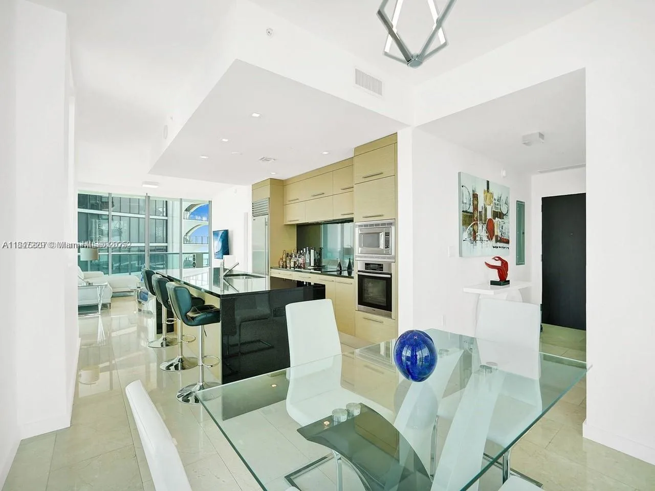 900 Biscayne Blvd # 2412, Miami, FL 33132 photo 9