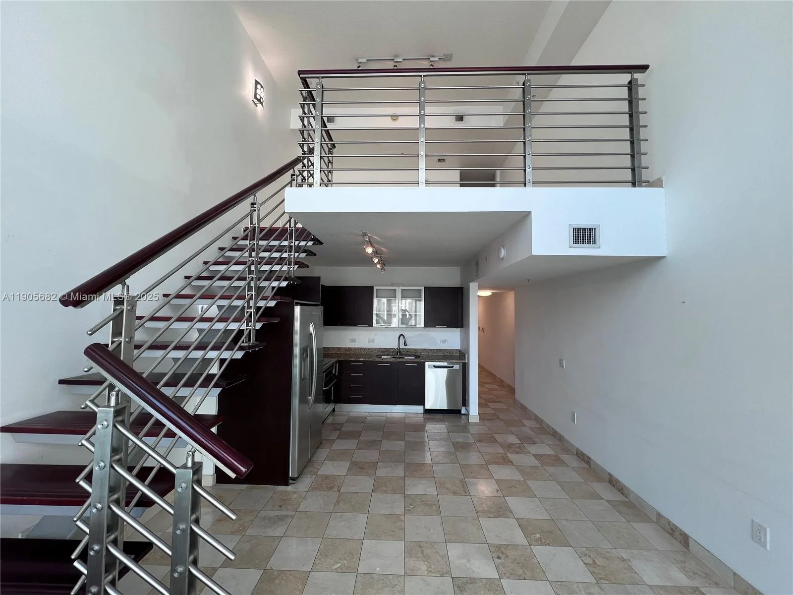 41 SE 5th St # 2211, Miami, FL 33131 photo 6