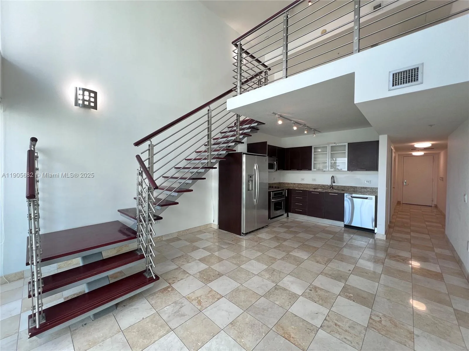 41 SE 5th St # 2211, Miami, FL 33131 photo 7