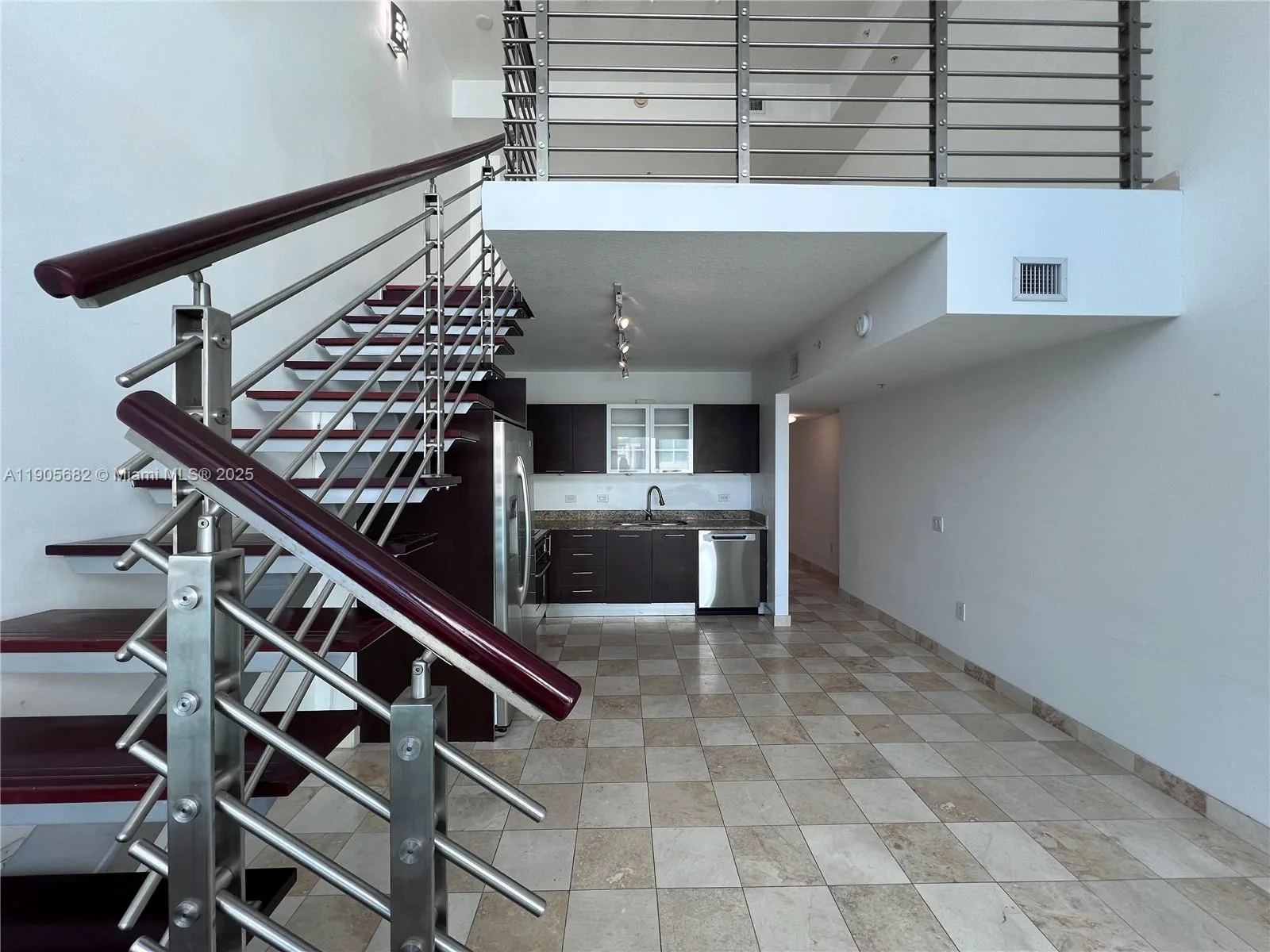 41 SE 5th St # 2211, Miami, FL 33131 photo 8