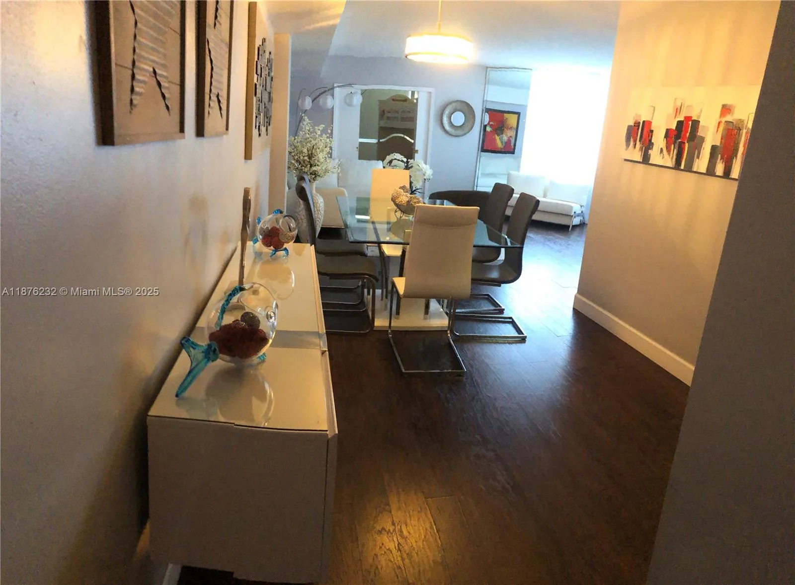 905 Brickell Bay Dr # 327, Miami, FL 33131