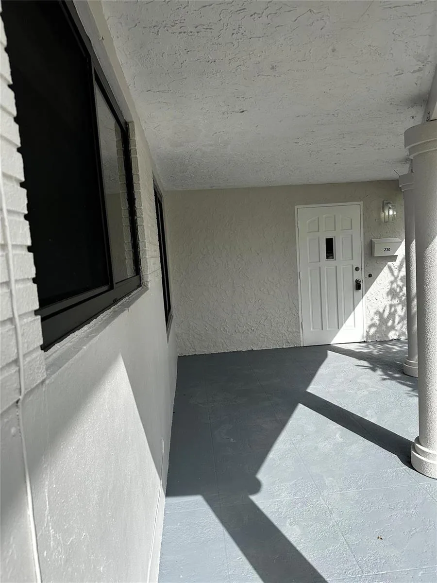 230 NE 21st Street, Boca Raton, FL 33431