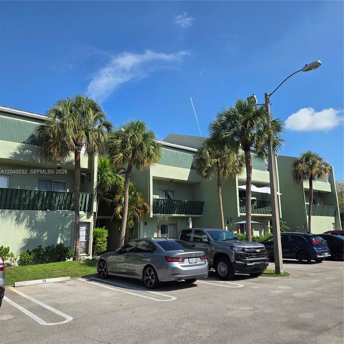 8905 NW 28th Dr # B, Coral Springs, FL 33065 photo 2