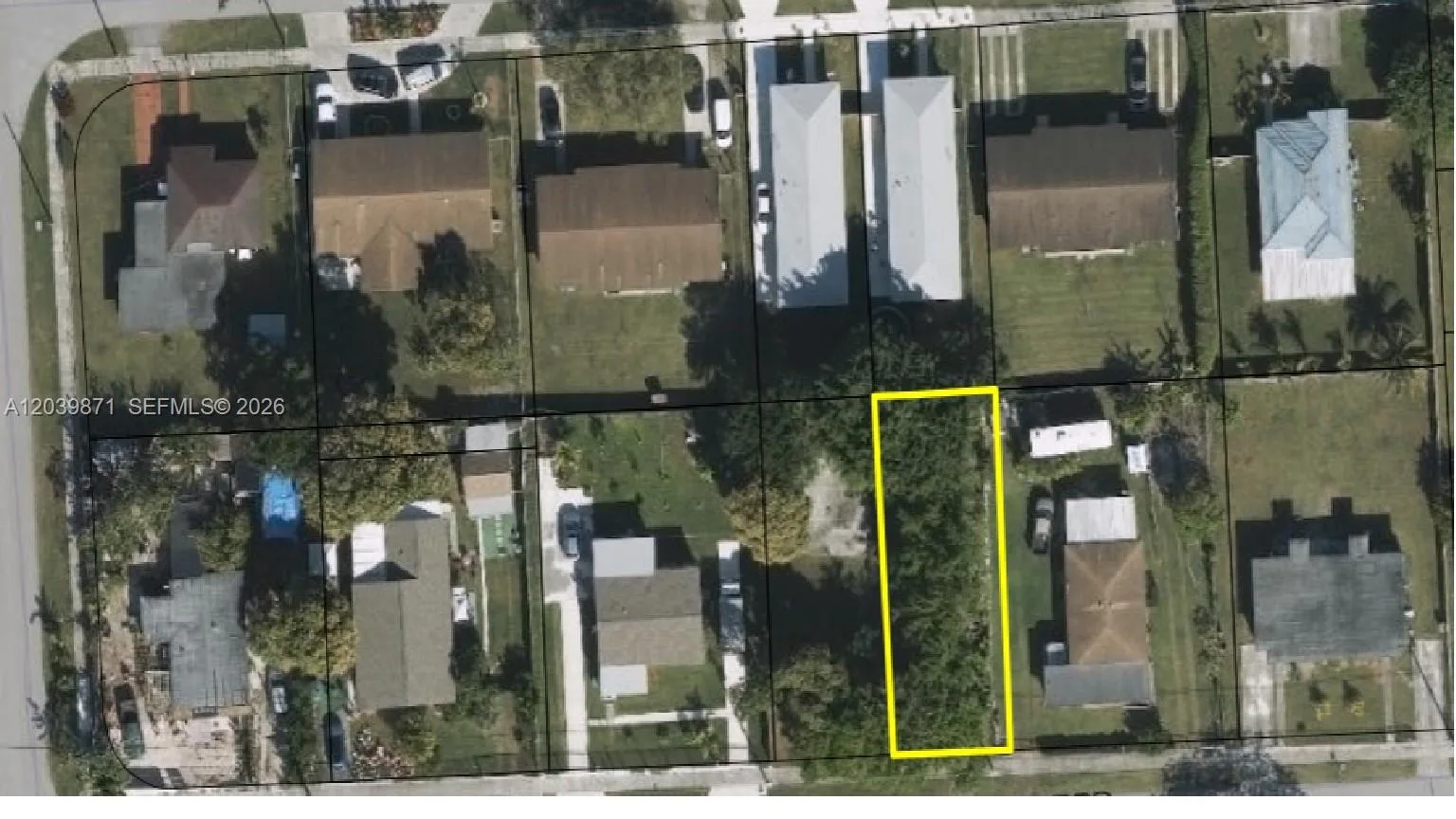 10435 SW 174th Ter, Miami, FL 33157