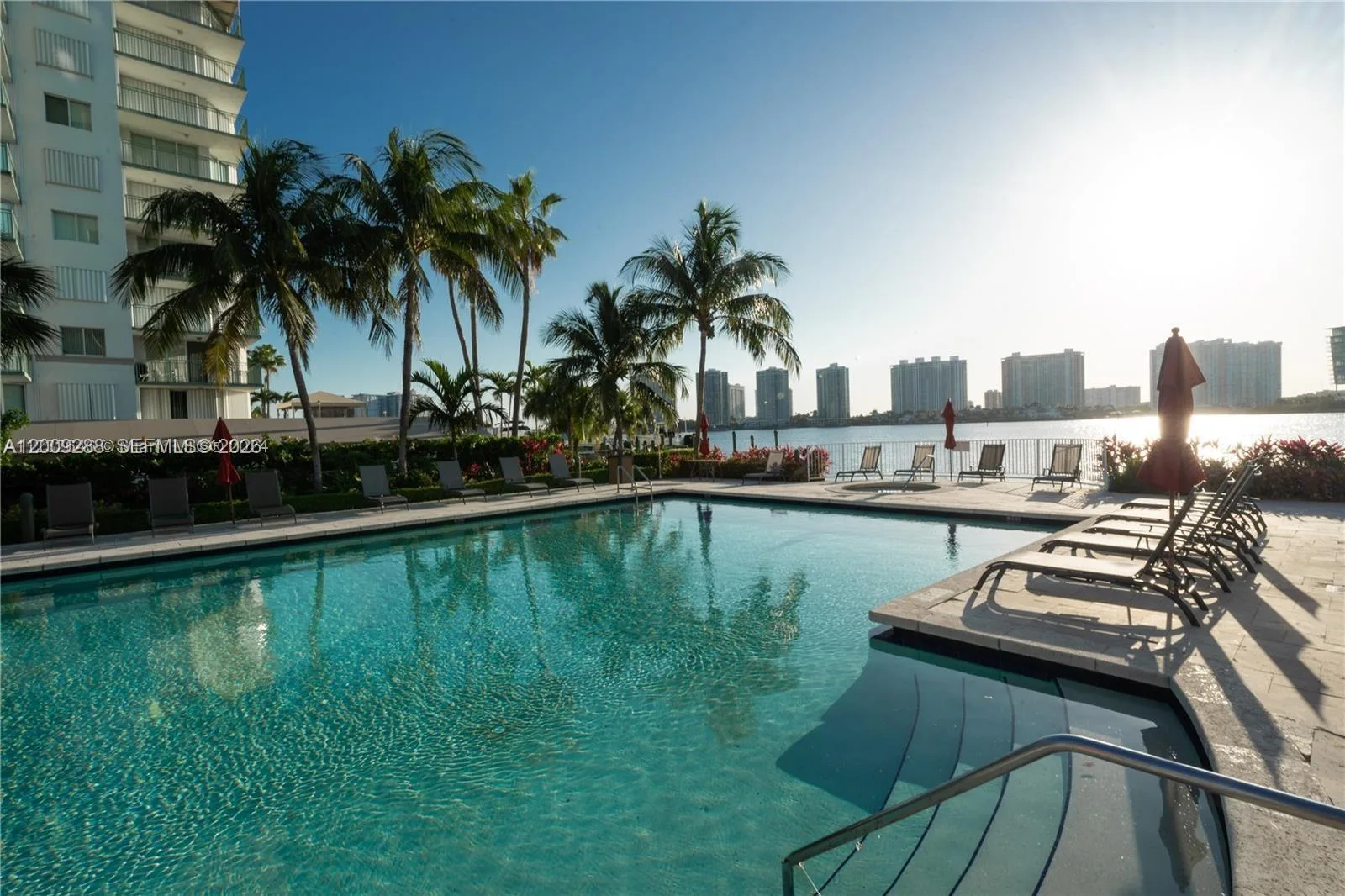 18100 N Bay Rd # 504, Sunny Isles Beach, FL 33160 photo 3