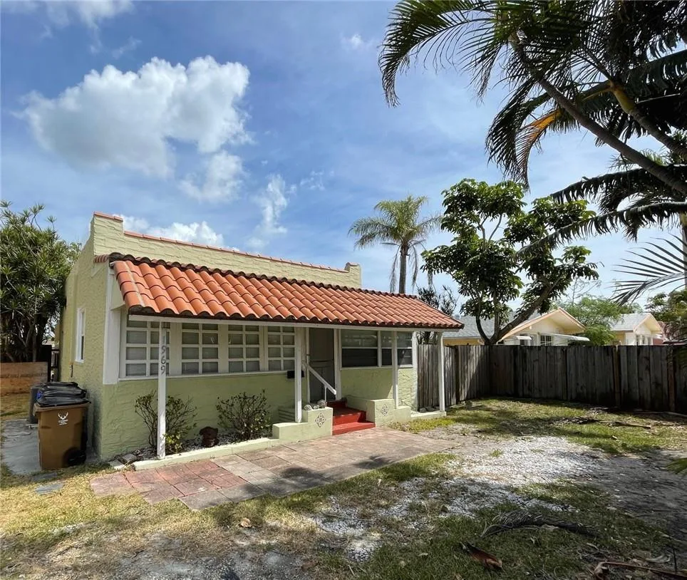 1969 NE 4th Street, Deerfield Beach, FL 33441 photo 5