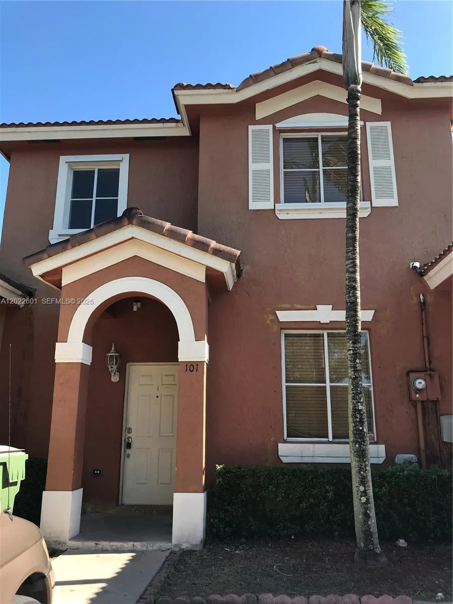 101 SW 15th Rd # 101, Homestead, FL 33030