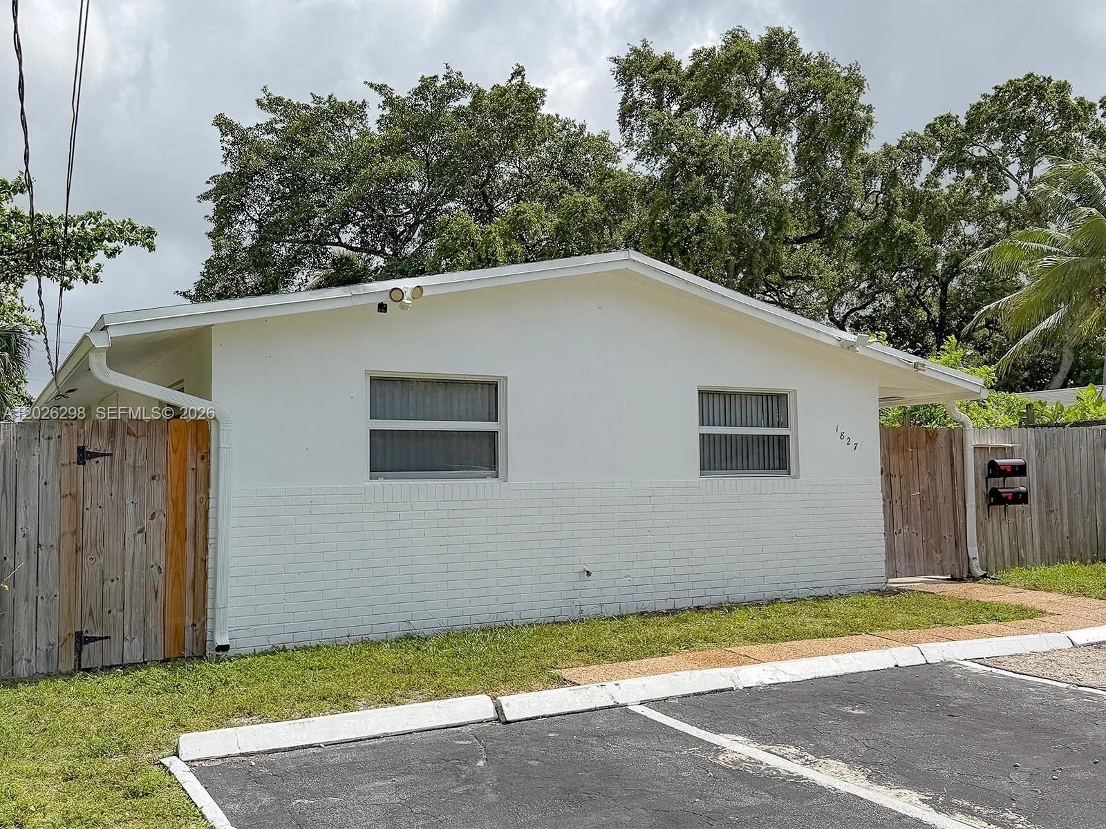 1827 SW 21st St, Fort Lauderdale, FL 33315 photo 3