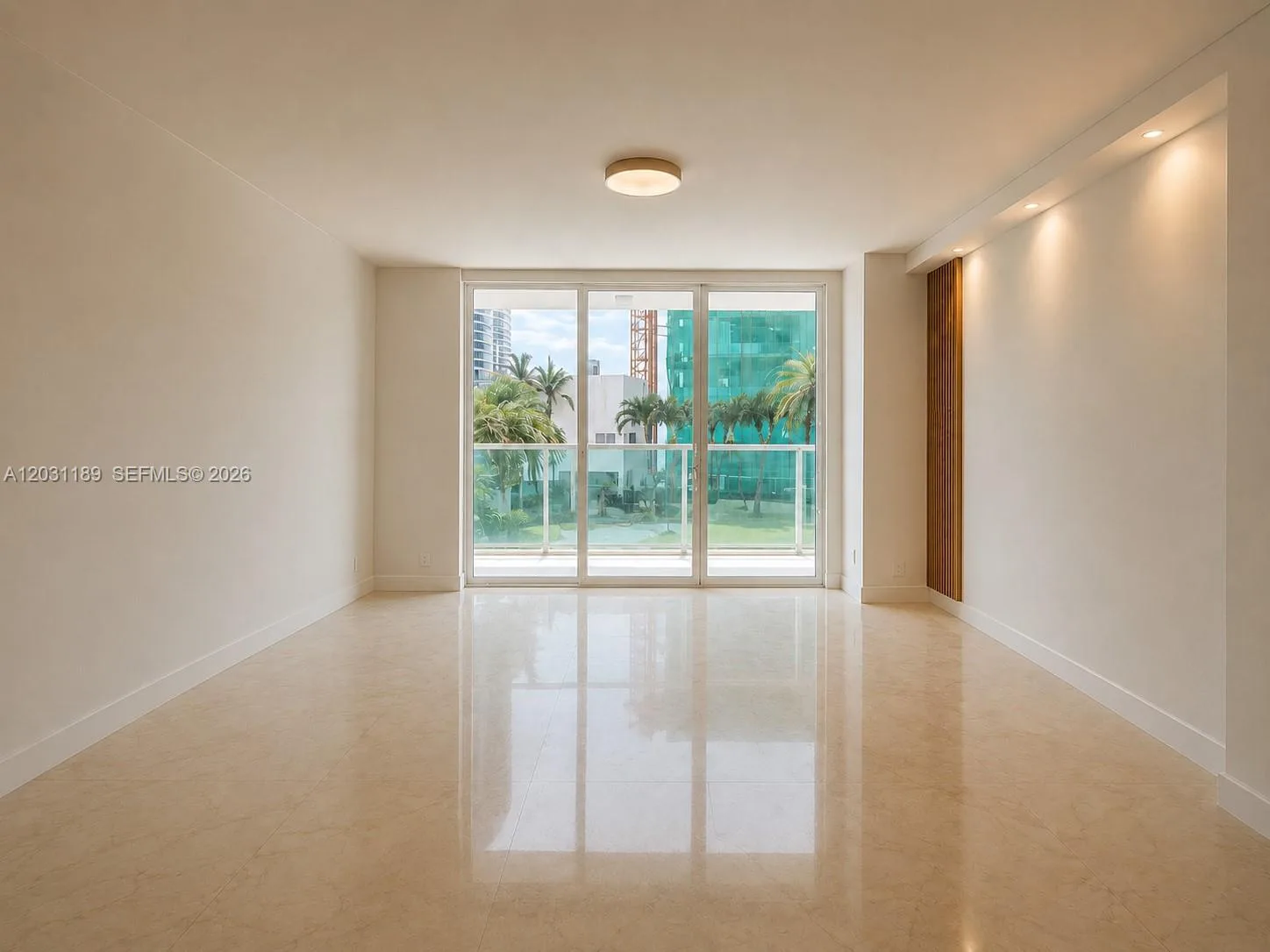 31 SE 5th St # 1404, Miami, FL 33131