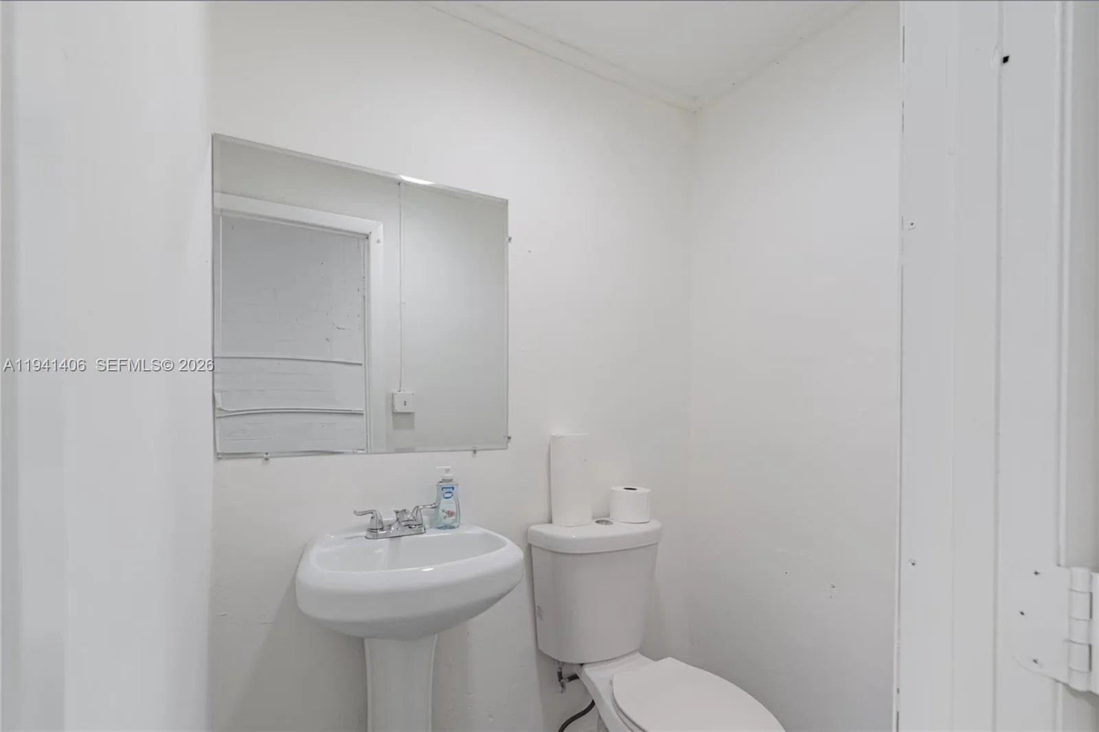 720 W 28th St, Hialeah, FL 33010 photo 5