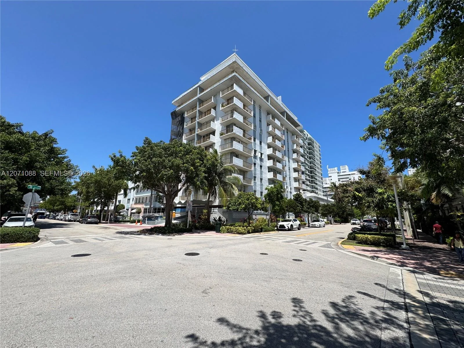 245 18th St # 301, Miami Beach, FL 33139