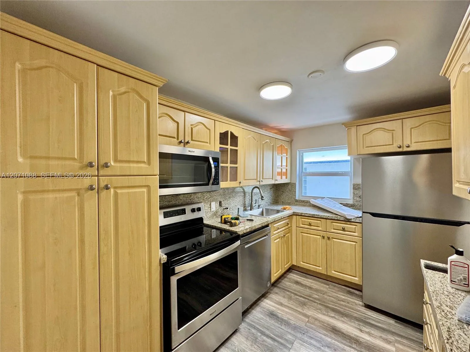 245 18th St # 301, Miami Beach, FL 33139 photo 11