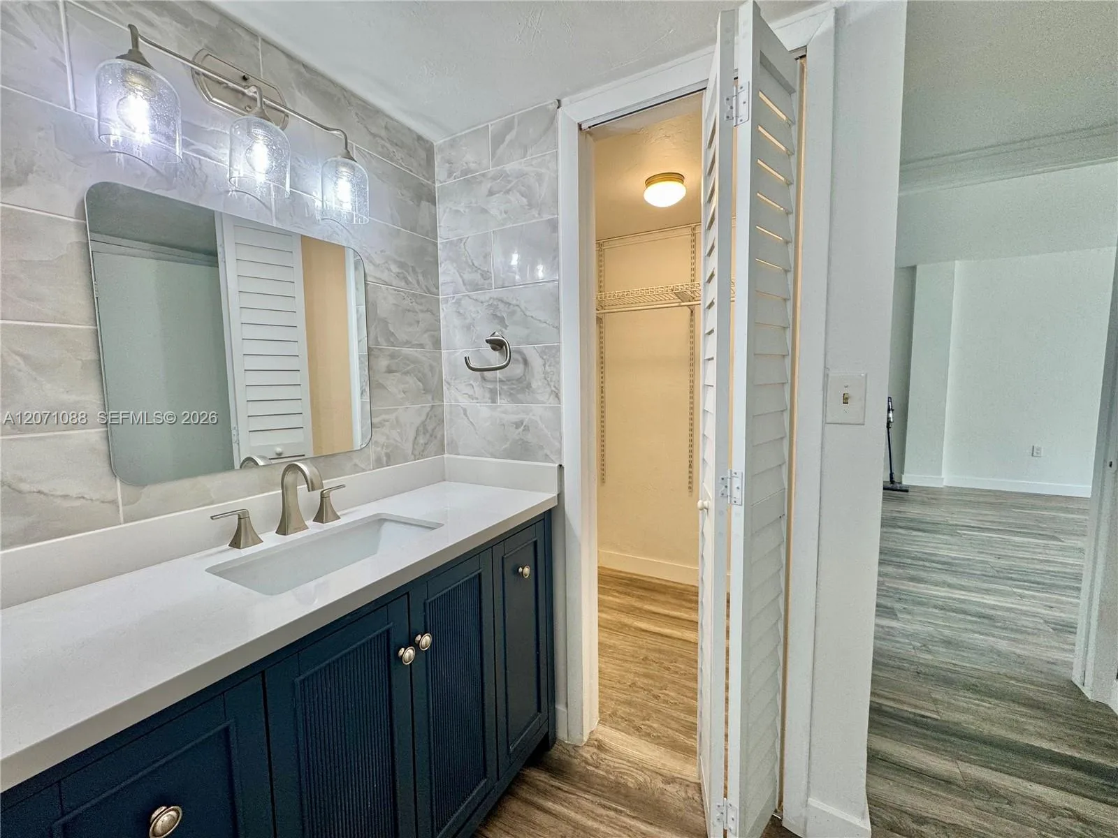 245 18th St # 301, Miami Beach, FL 33139 photo 9