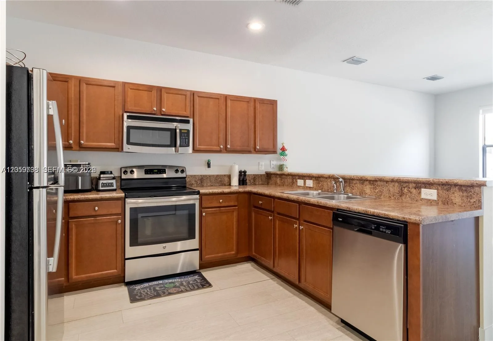 8845 W 35th Ave # 8845, Hialeah, FL 33018 photo 6