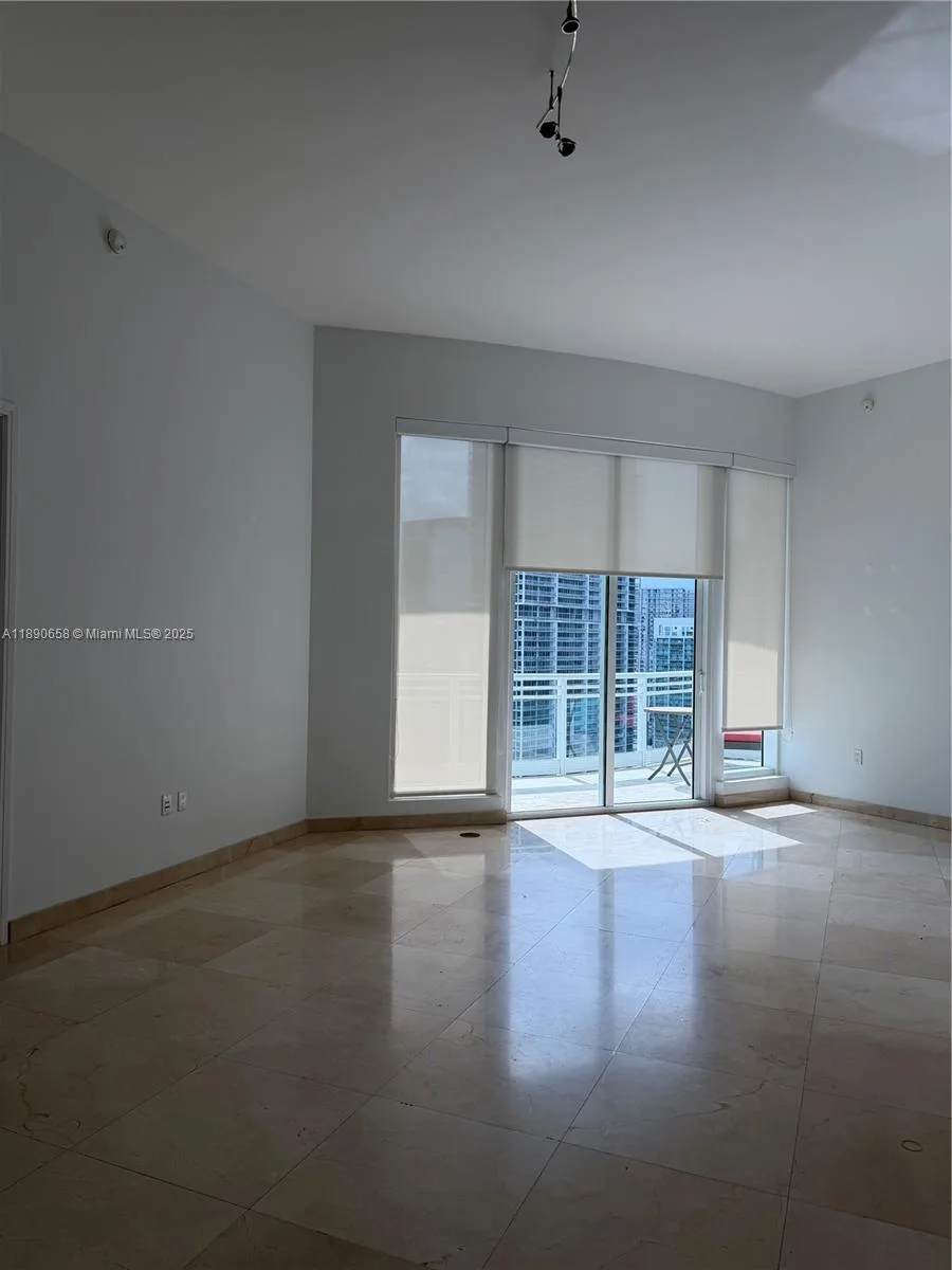 900 Brickell Key Blvd # 3205, Miami, FL 33131 photo 8