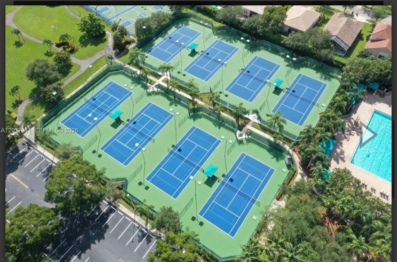 1532 NW 133rd Ave, Pembroke Pines, FL 33028 photo 11
