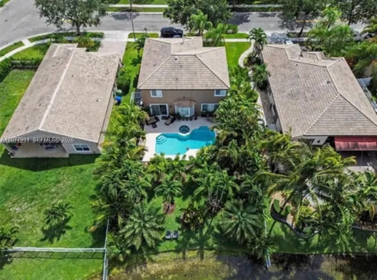 1532 NW 133rd Ave, Pembroke Pines, FL 33028 photo 2