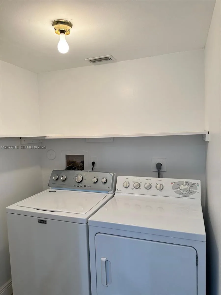 9177 W Sunrise Blvd, Plantation, FL 33322 photo 9
