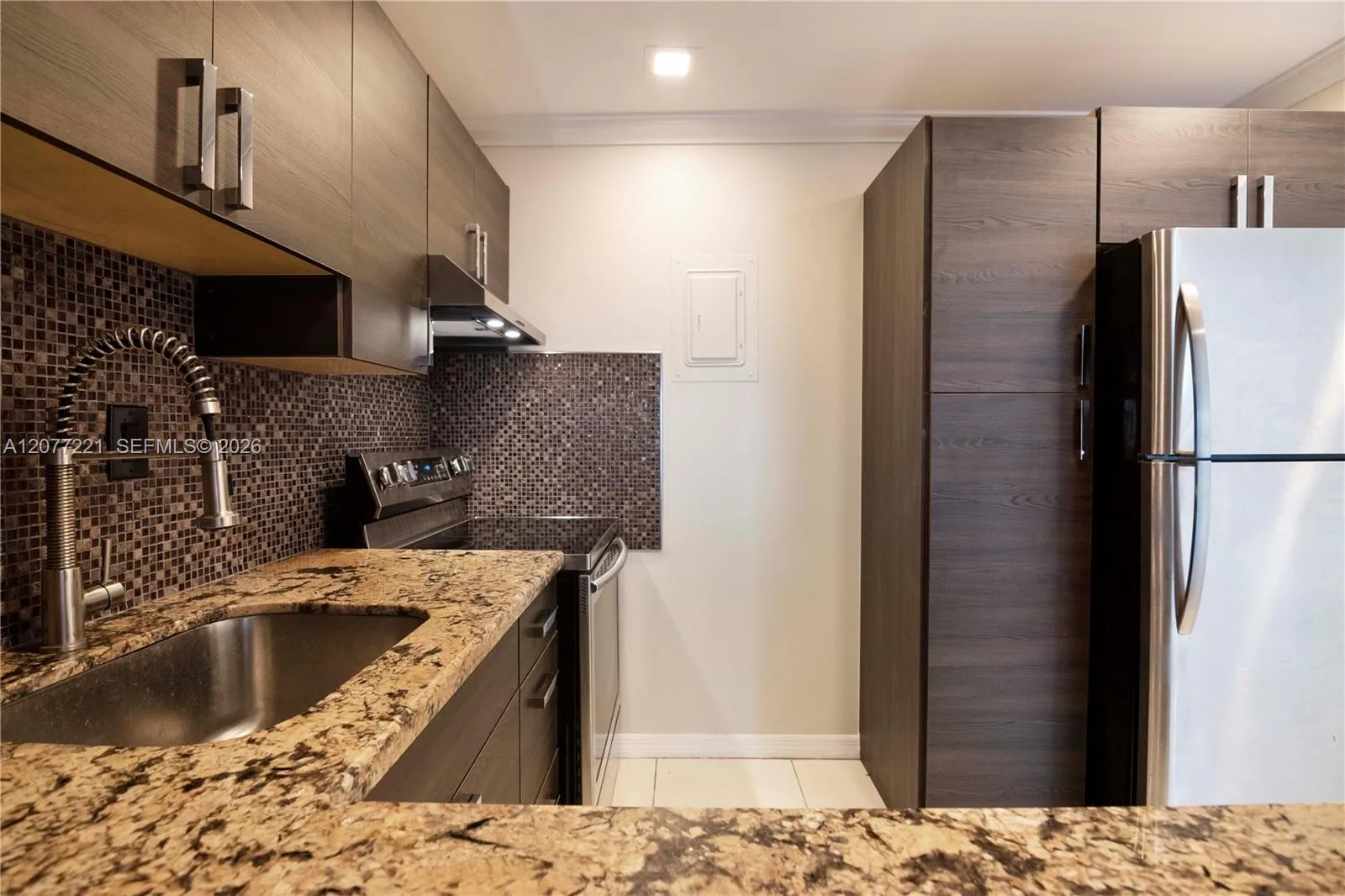 16710 NE 9th Ave # 605, North Miami Beach, FL 33162 — zdjęcie 3