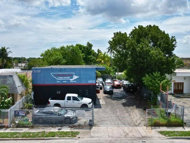 14415 NW 7th Ave, Miami, FL 33168