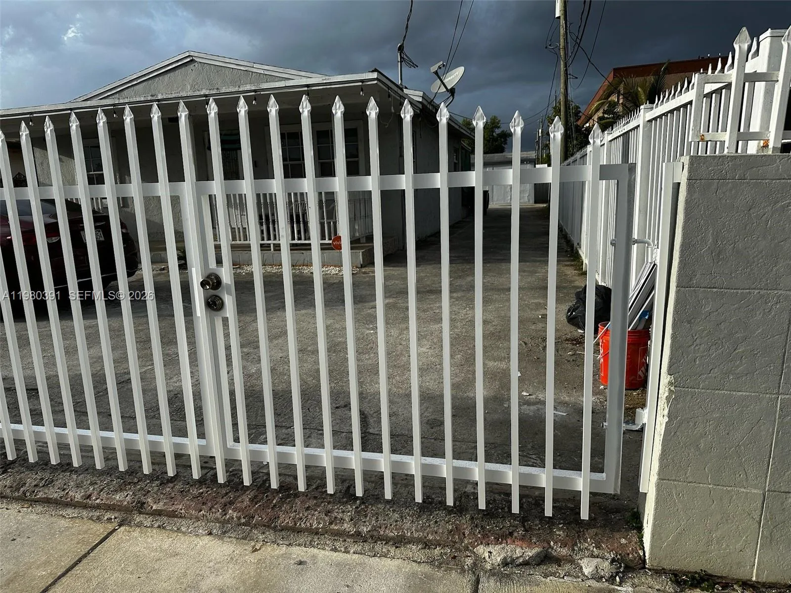 2223 NW 32nd St, Miami, FL 33142 photo 5