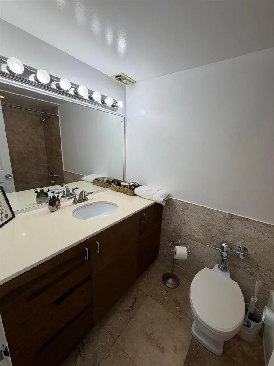 26 Diplomat Parkway # 2880, Hallandale Beach, FL 33009 photo 10