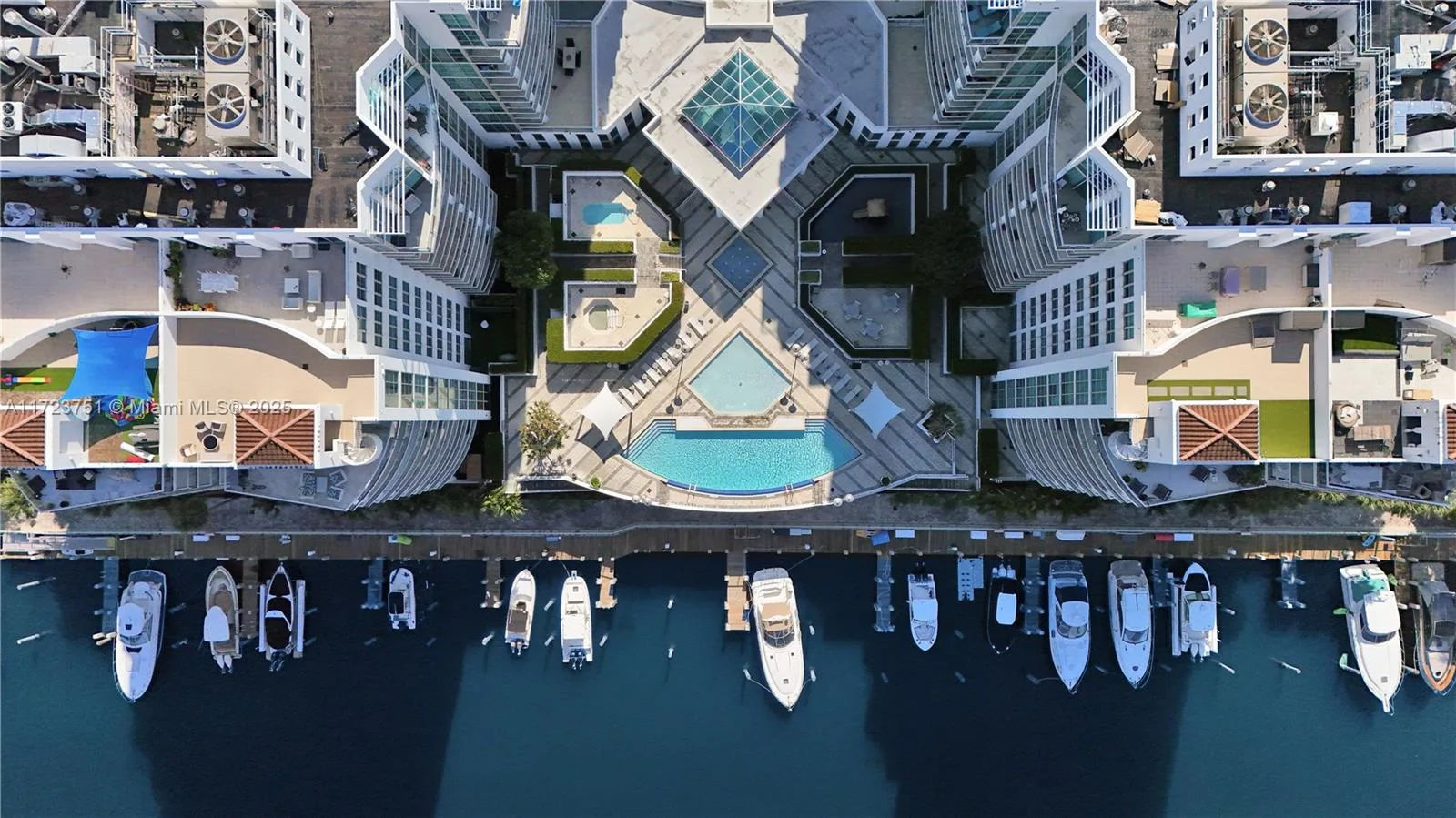 3131 NE 188th St # 2-803, Aventura, FL 33180 photo 2