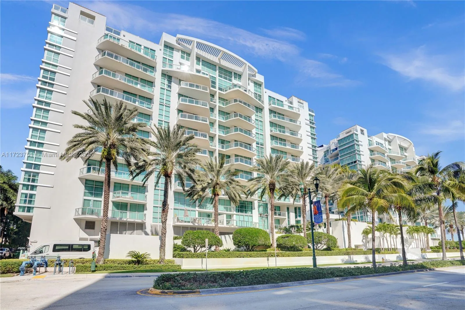 3131 NE 188th St # 2-803, Aventura, FL 33180 photo 3