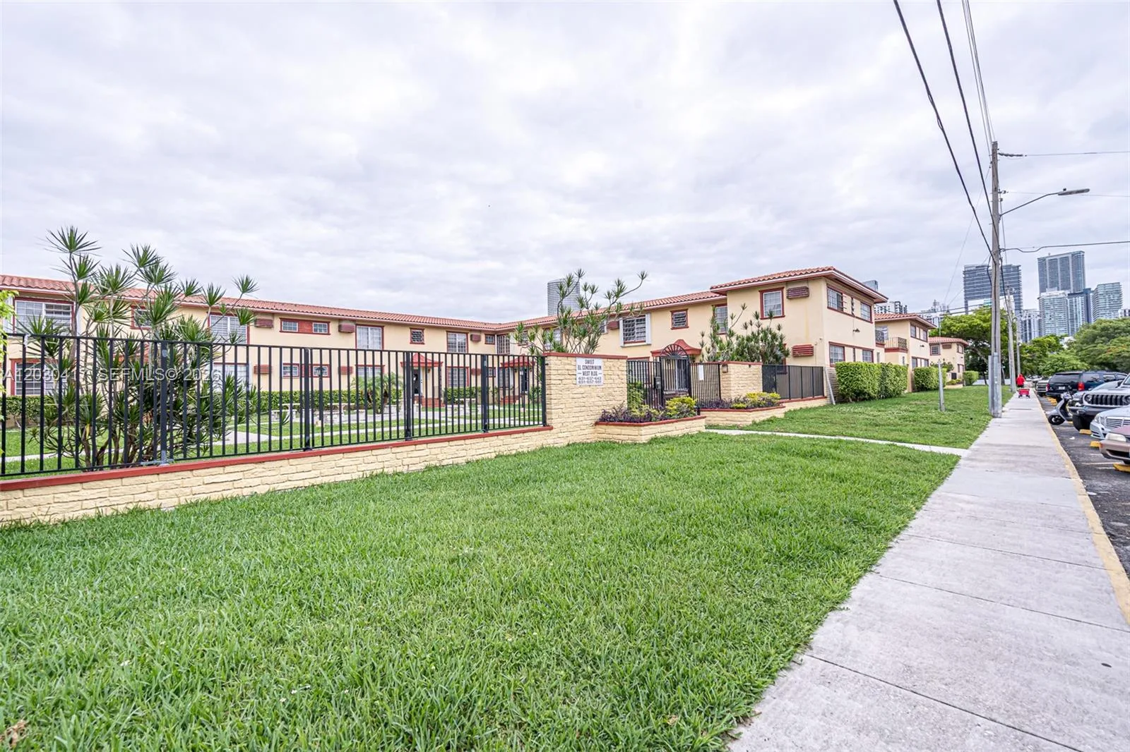 637 SW 11th St # 6W, Miami, FL 33129