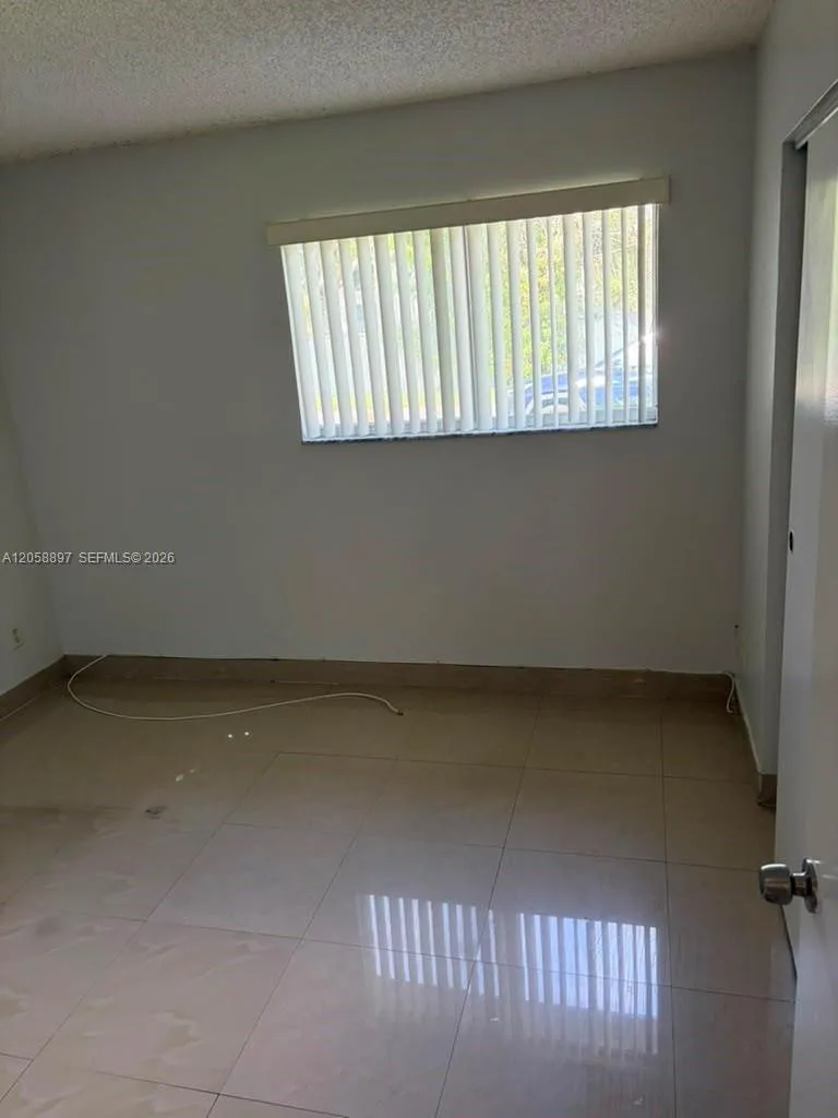 3461 NW 44th St # 102, Oakland Park, FL 33309 photo 12